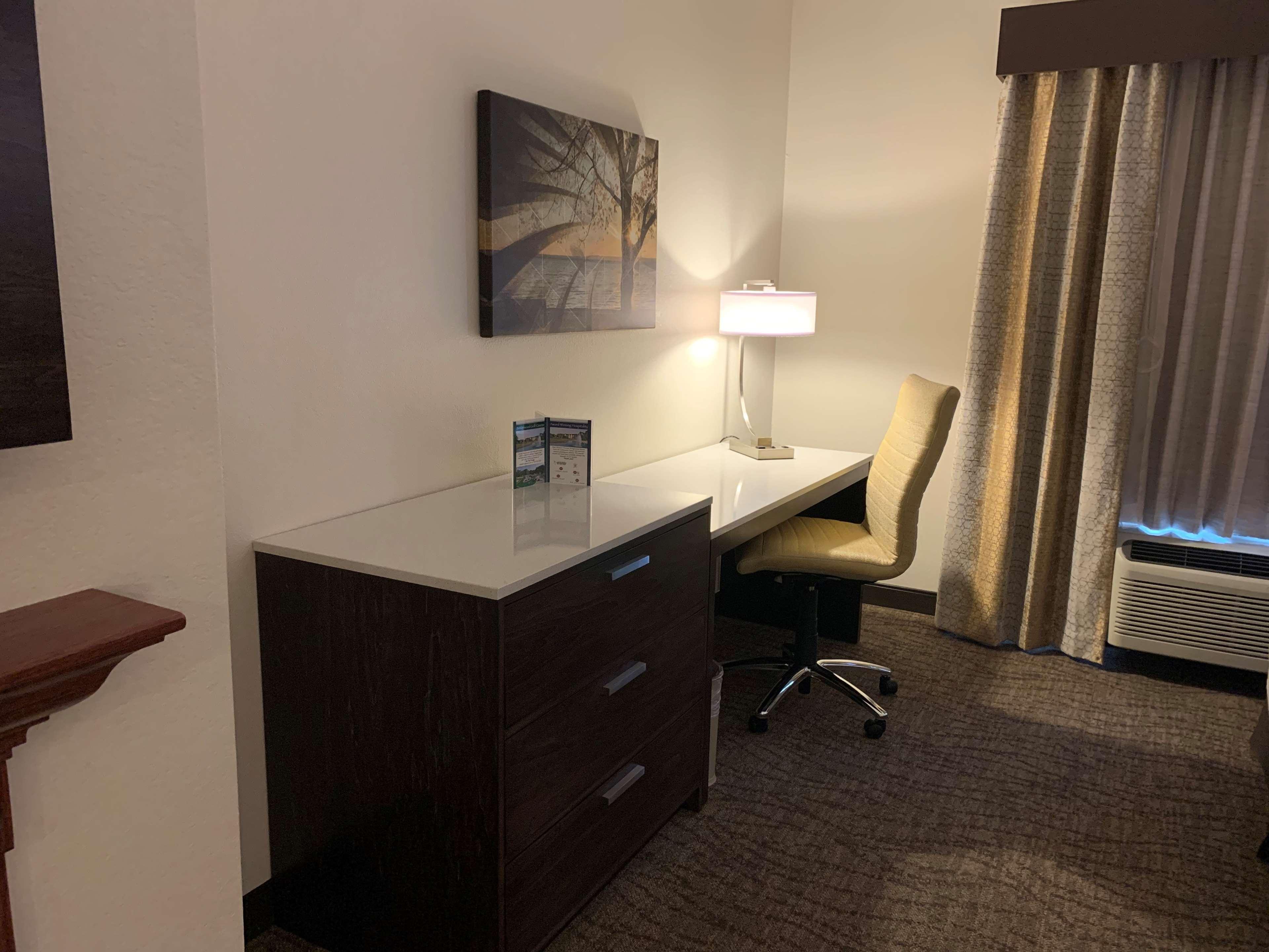 Best Western Premier Bridgewood Hotel Resort Neenah Экстерьер фото