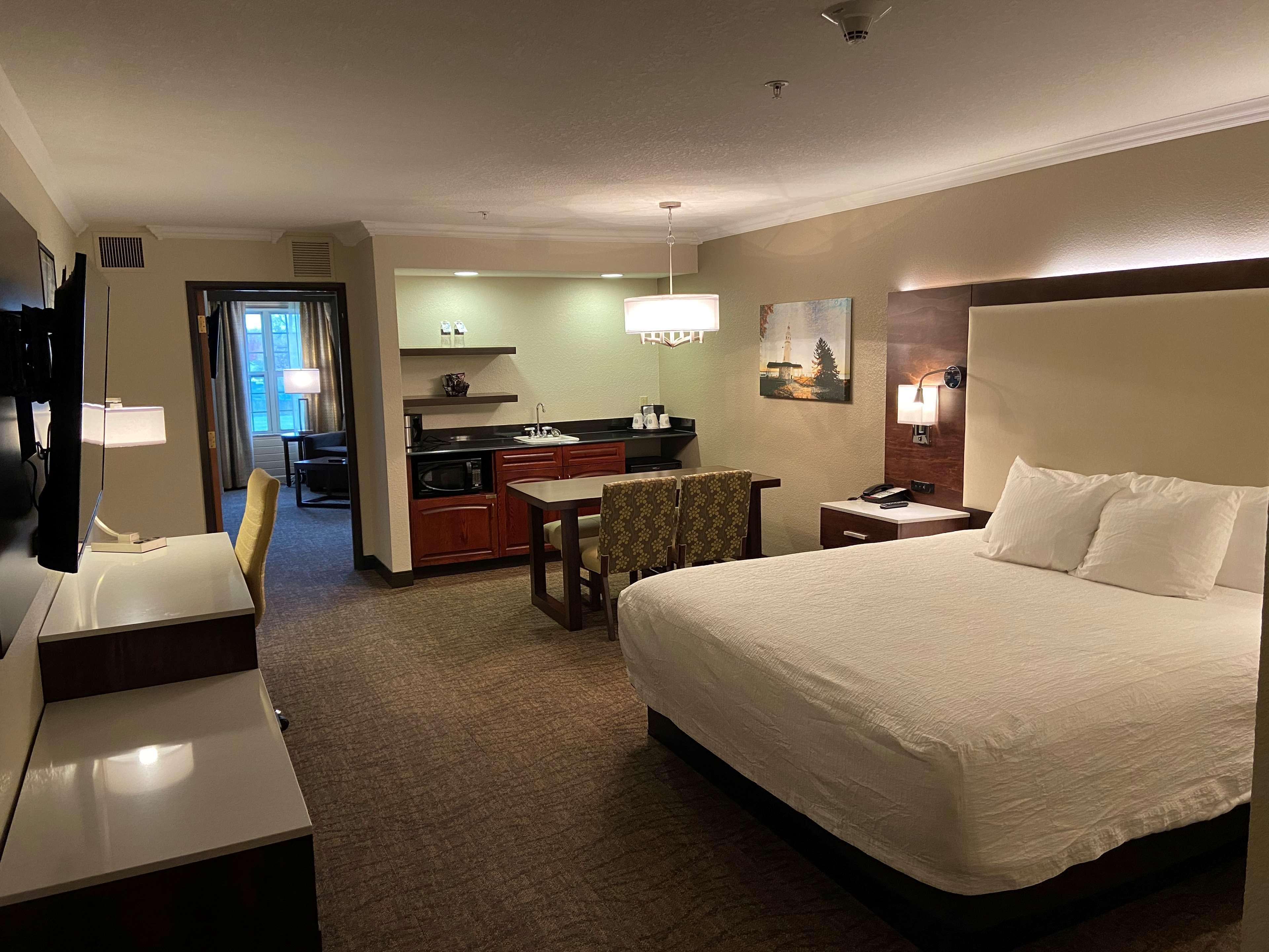 Best Western Premier Bridgewood Hotel Resort Neenah Экстерьер фото